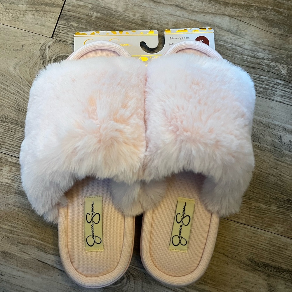 Jessica Simpson memory foam slippers 7-8